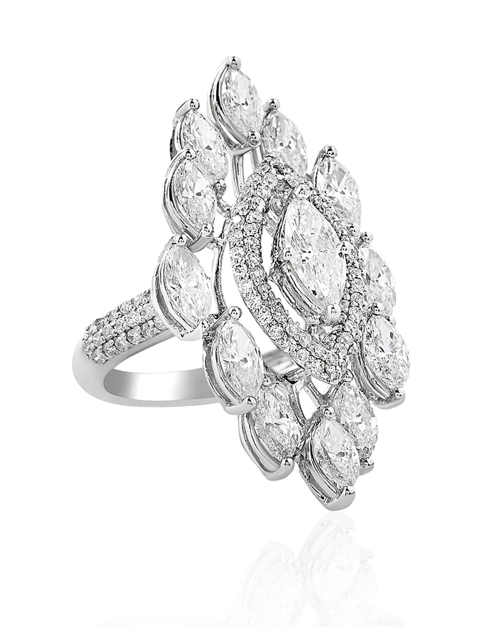 La DiaMantés  | Marquise Cluster Halo Ring